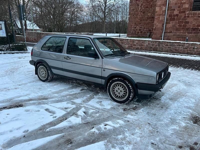 Gebraucht VW Golf II 80 PS (58 kW) 1990 Silber Kleinwagen