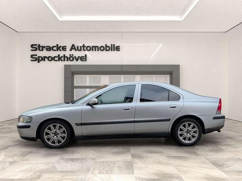 Gebraucht Volvo S60 163 PS (119 kW) 2002 Silber Limousine