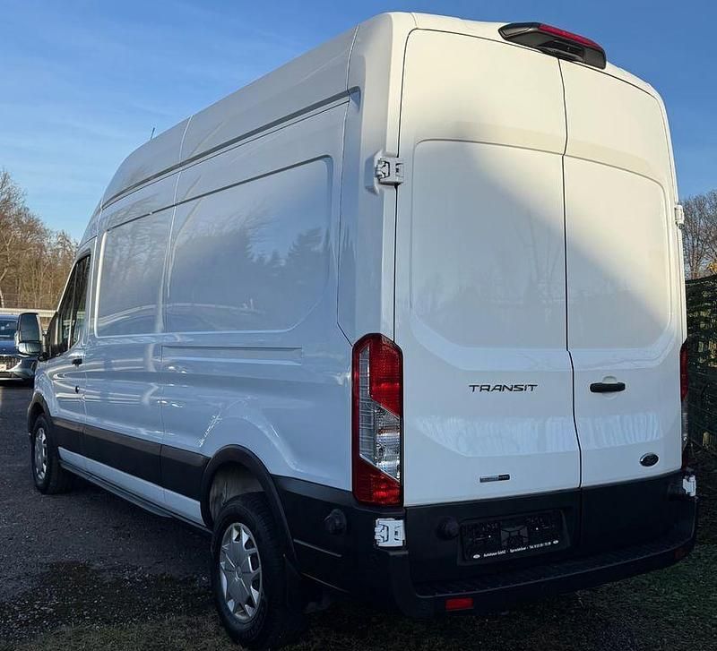 Gebraucht Ford Transit Trend 131 PS (96 kW) 2024 Frost weiß Van / Kleinbus