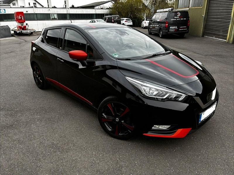 Gebraucht Nissan Micra Tekna 90 PS (66 kW) 2018 Schwarz Kleinwagen