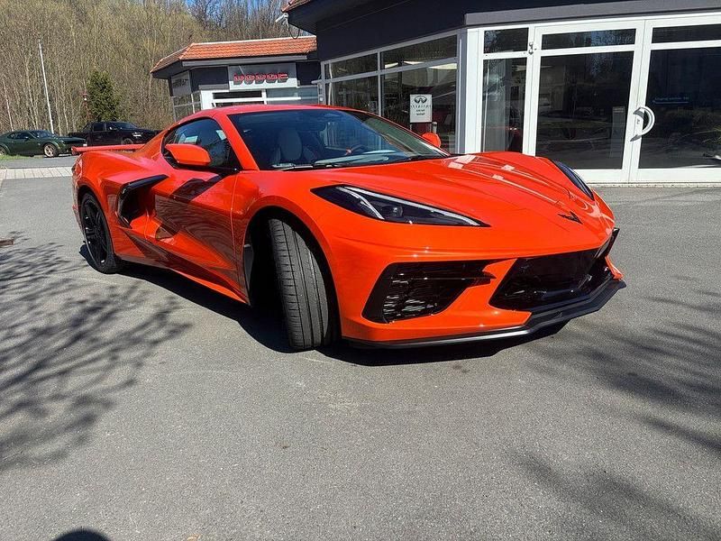 Neu Corvette Stingray 481 PS (353 kW) 2026 Orange Coupé