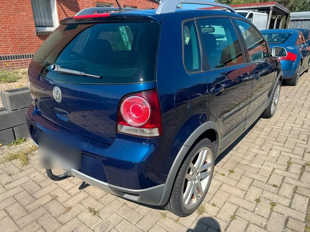Gebraucht VW Polo Cross 105 PS (77 kW) 2009 Blau Kleinwagen