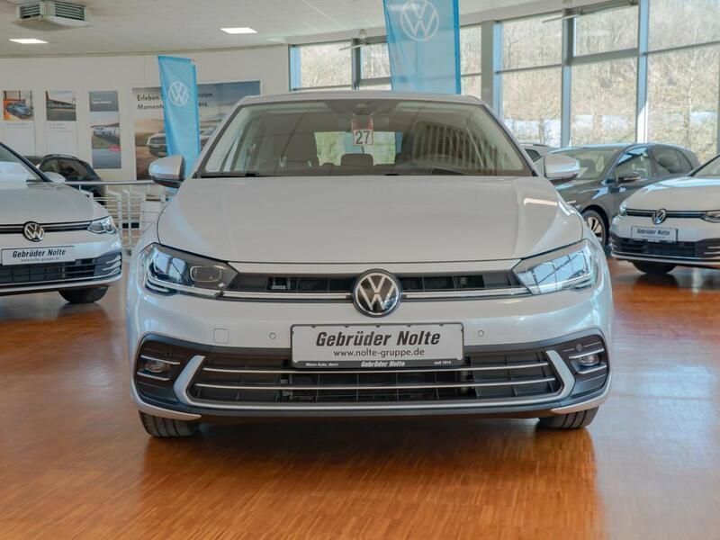 Gebraucht VW Polo Style 95 PS (69 kW) 2022 Silber / reflexsilber Limousine