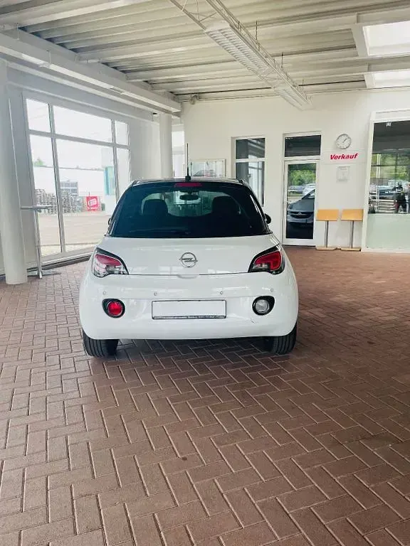 Gebraucht Opel Adam 69 PS (50 kW) 2019 Weiß Kleinwagen