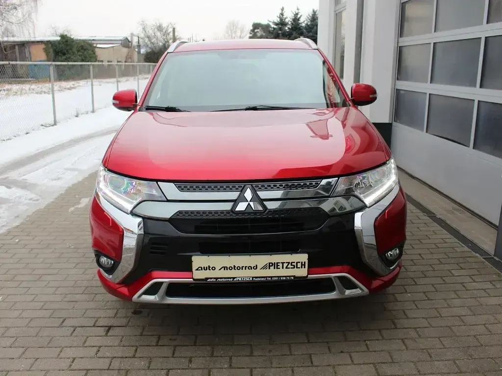 Gebraucht Mitsubishi Outlander P-HEV 135 PS (99 kW) 2019 Rot SUV