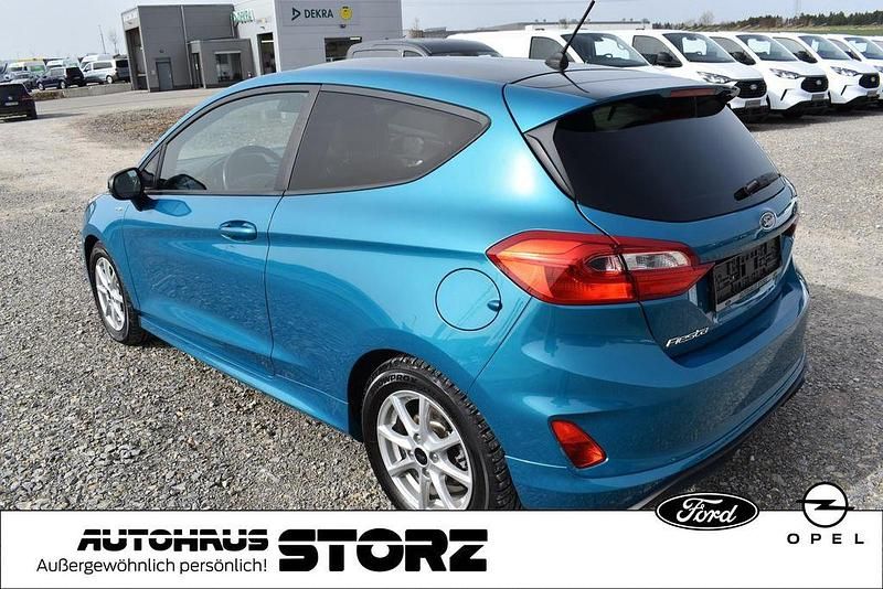 Gebraucht Ford Fiesta ST-Line 140 PS (102 kW) 2017 Lagunblau Kleinwagen
