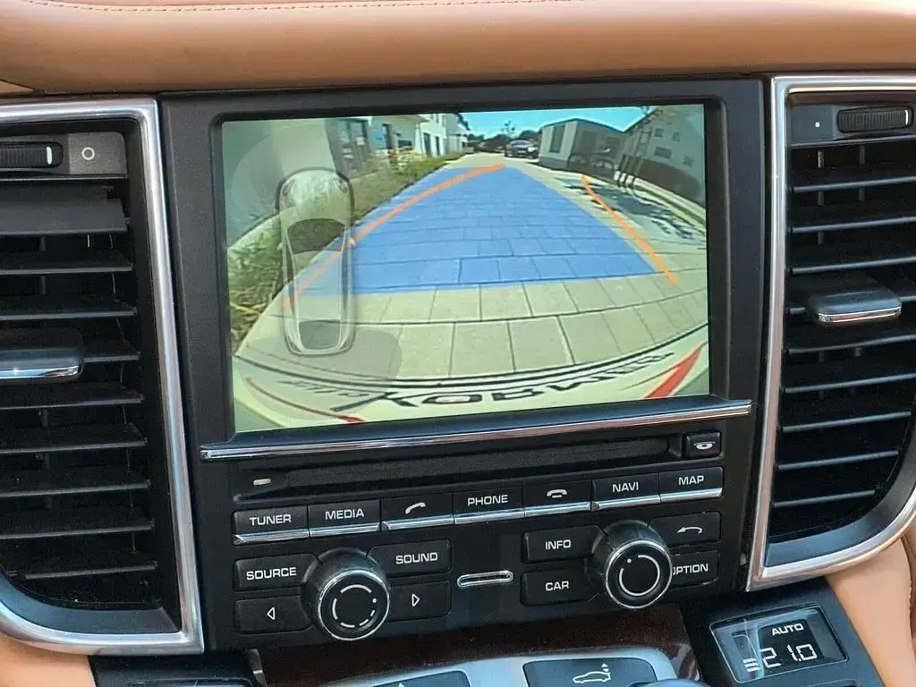 Gebraucht Porsche Panamera 310 PS (228 kW) 2014 Silber Kleinwagen