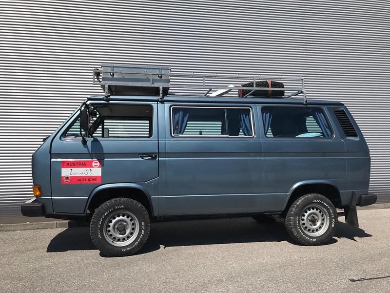 Blau Gebraucht 1988 VW T3 Van | 29.900 € - Bild 1/4