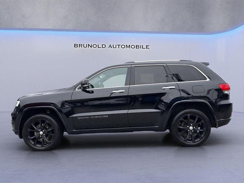 Gebraucht Jeep Grand Cherokee Overland 250 PS (183 kW) 2020 Schwarz SUV