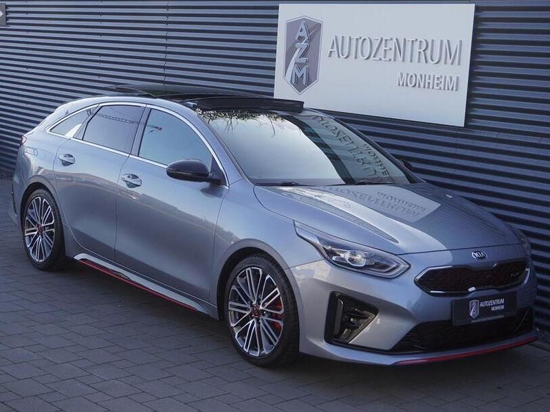Gebraucht Kia ProCeed GT GT 204 PS (150 kW) 2020 Lunarsilber metallic Kleinwagen