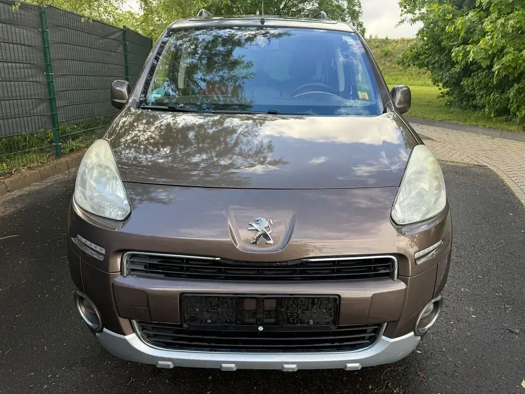 Gebraucht Peugeot Partner Tepee 120 PS (88 kW) 2013 Van / Kleinbus