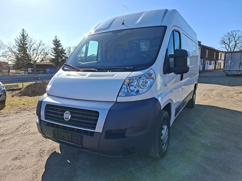 Gebraucht Fiat Ducato 130 PS (95 kW) 2012 Weiß Van
