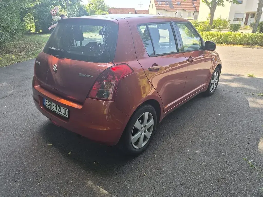 Gebraucht Suzuki Swift Comfort 92 PS (67 kW) 2009 Orange Kleinwagen