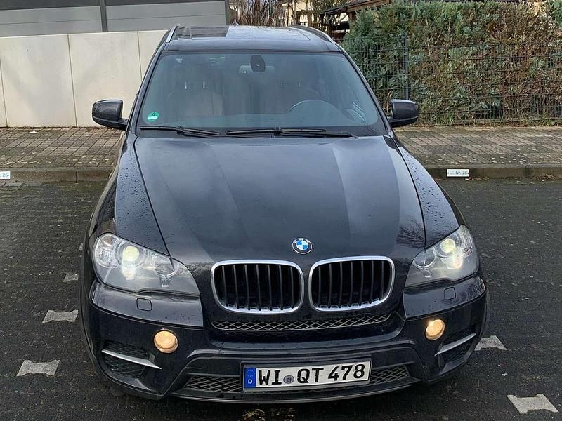 Schwarz Gebraucht 2011 BMW X5 SUV | 24.999 € - Bild 1/4
