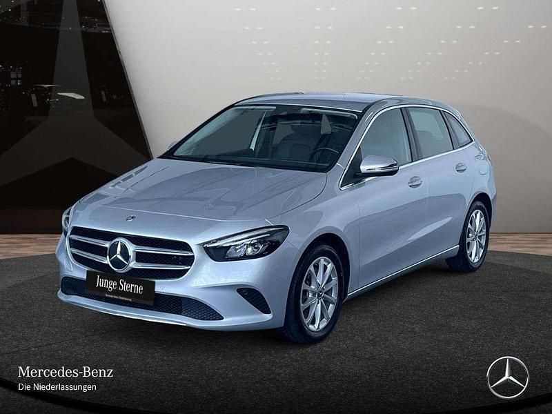 Gebraucht Mercedes E250 Progressive 160 PS (117 kW) 2022 Silber Limousine