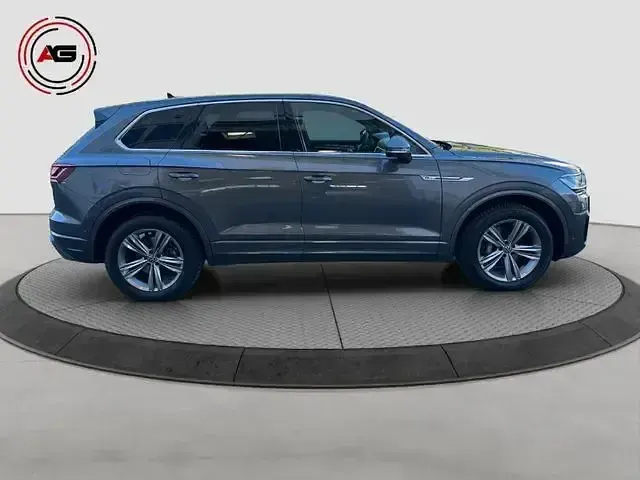 Gebraucht VW Touareg R-line 231 PS (169 kW) 2021 Grau SUV