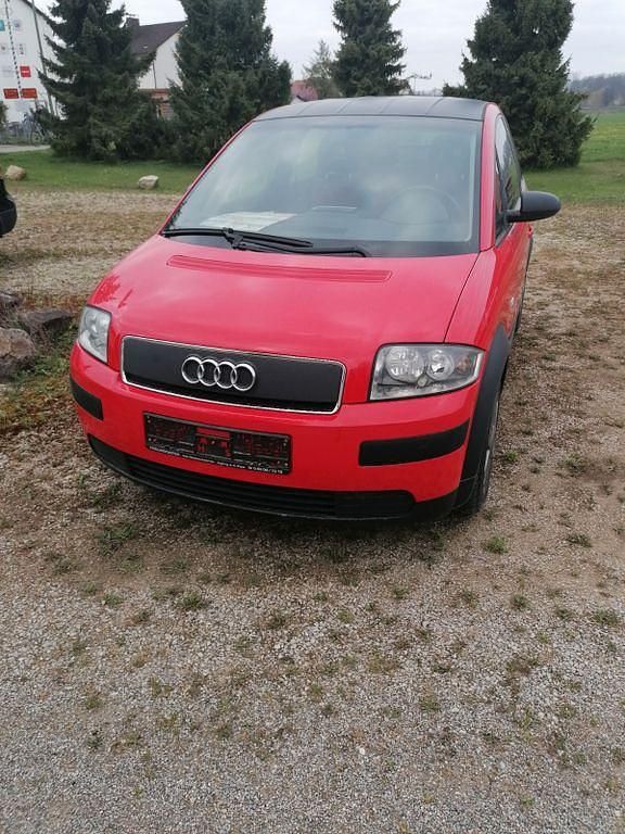 Usata Audi A2 75 CV (55 kW) 2003 Rosso Utilitaria