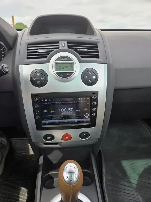 Gebraucht Renault Mégane Cabriolet Avantage 111 PS (81 kW) 2009 Schwarz Cabrio