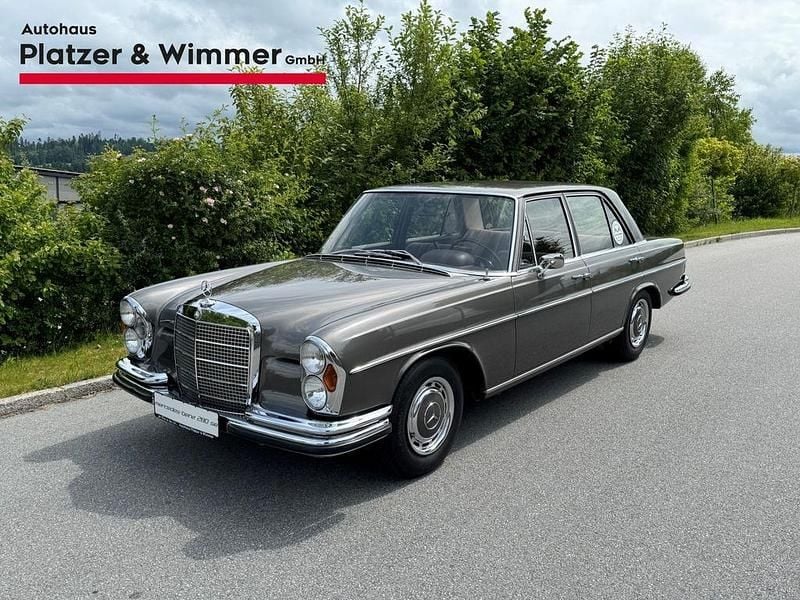 Grau Gebraucht 1969 Mercedes W108 SE Limousine | 59.990 € - Bild 1/4