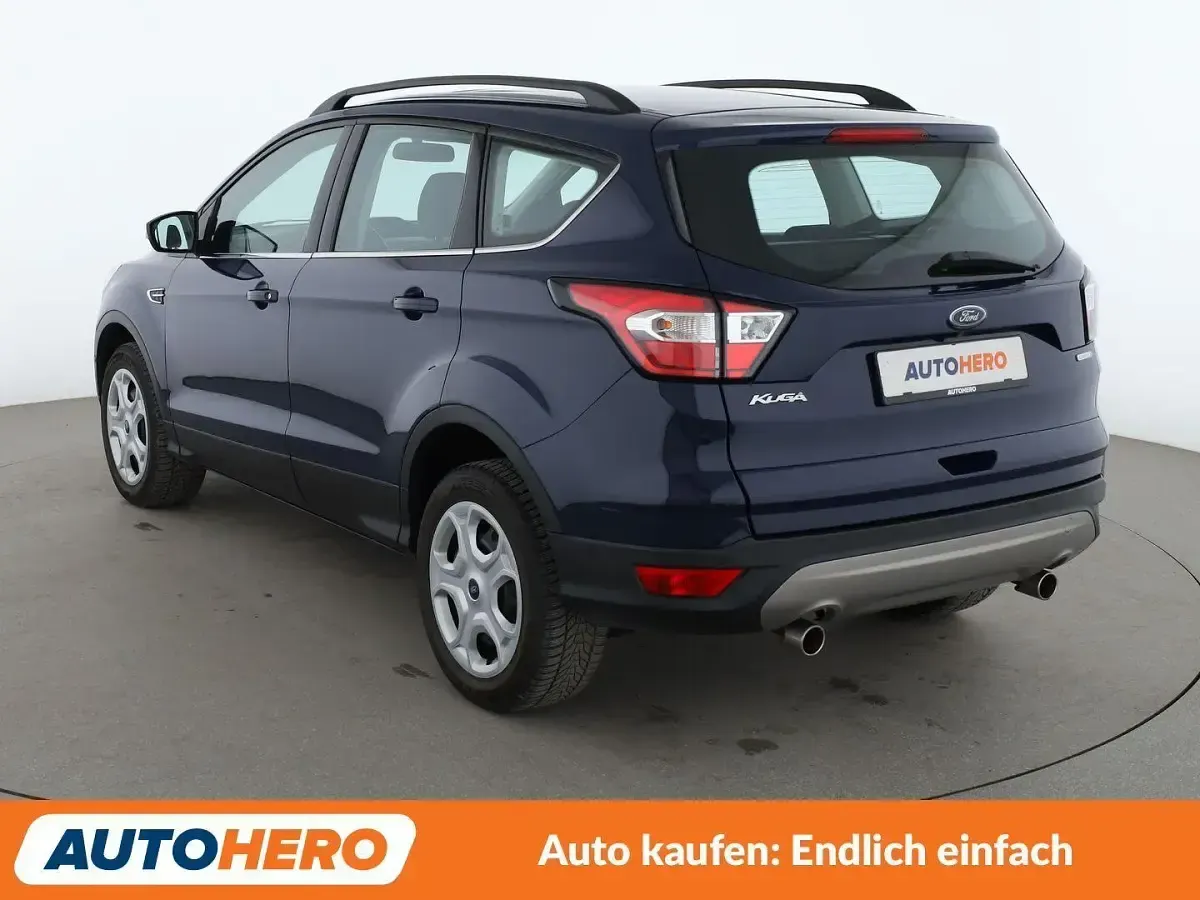 Używany Ford Kuga Trend 150 KM (110 kW) 2018 Niebieski SUV