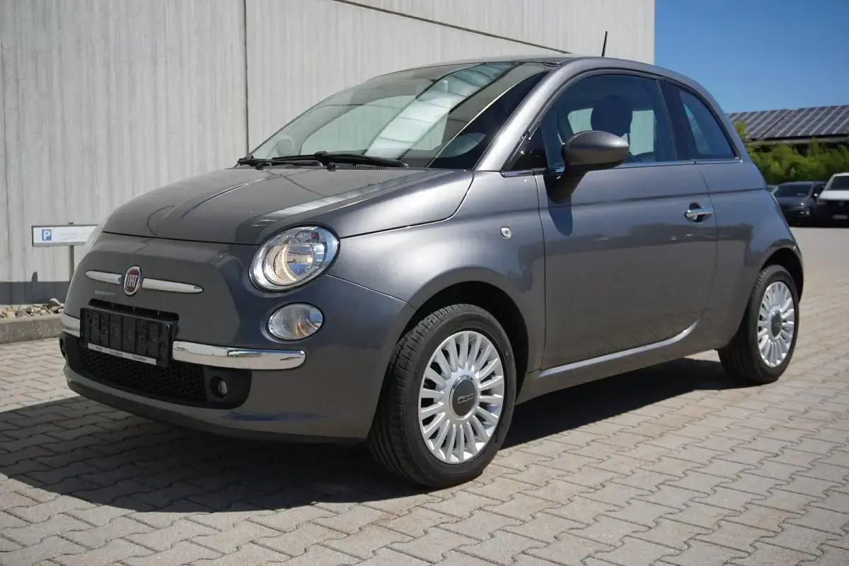 Usado Fiat 500 69 CV (50 kW) 2015 Gris Utilitario