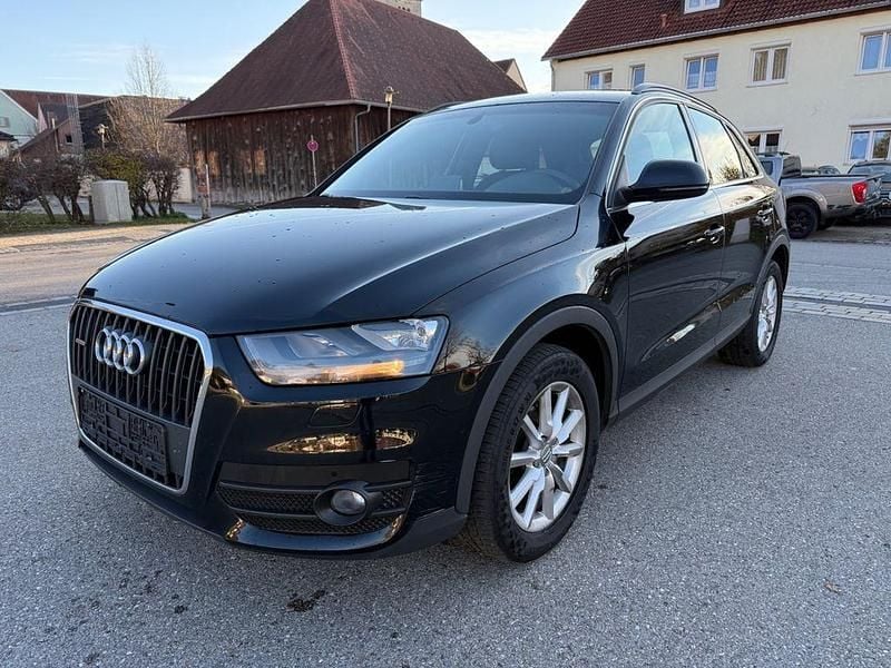 Schwarz Gebraucht 2014 Audi Q3 SUV | 12.900 € (Guter Preis) - Bild 1/4
