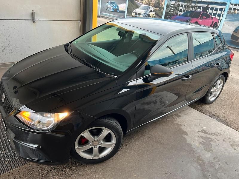 Schwarz Gebraucht 2018 Seat Ibiza Kleinwagen | 7.200 € (Fairer Preis) - Bild 1/4