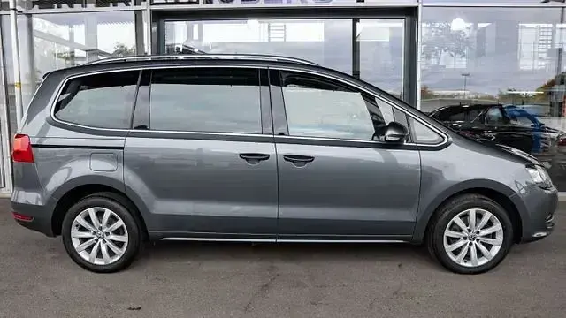 Gebraucht VW Sharan 177 PS (130 kW) 2015 Indiumgrau Van / Kleinbus