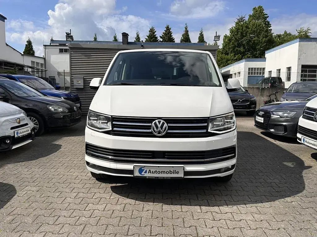 Gebraucht VW Multivan Highline 204 PS (150 kW) 2016 Candyweiã Van / Kleinbus