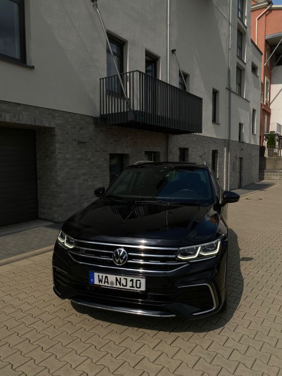 Schwarz Gebraucht 2021 VW Tiguan R-line SUV | 29.799 € (Fairer Preis) - Bild 1/4