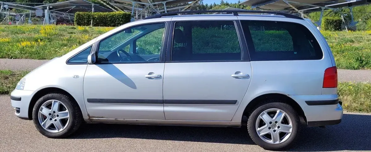 Gebraucht VW Sharan 115 PS (84 kW) 2001 Silber Van / Kleinbus
