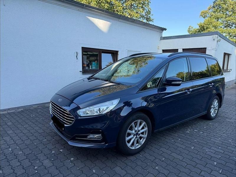 Gebraucht Ford Galaxy Trend 165 PS (121 kW) 2020 Blau Van / Kleinbus