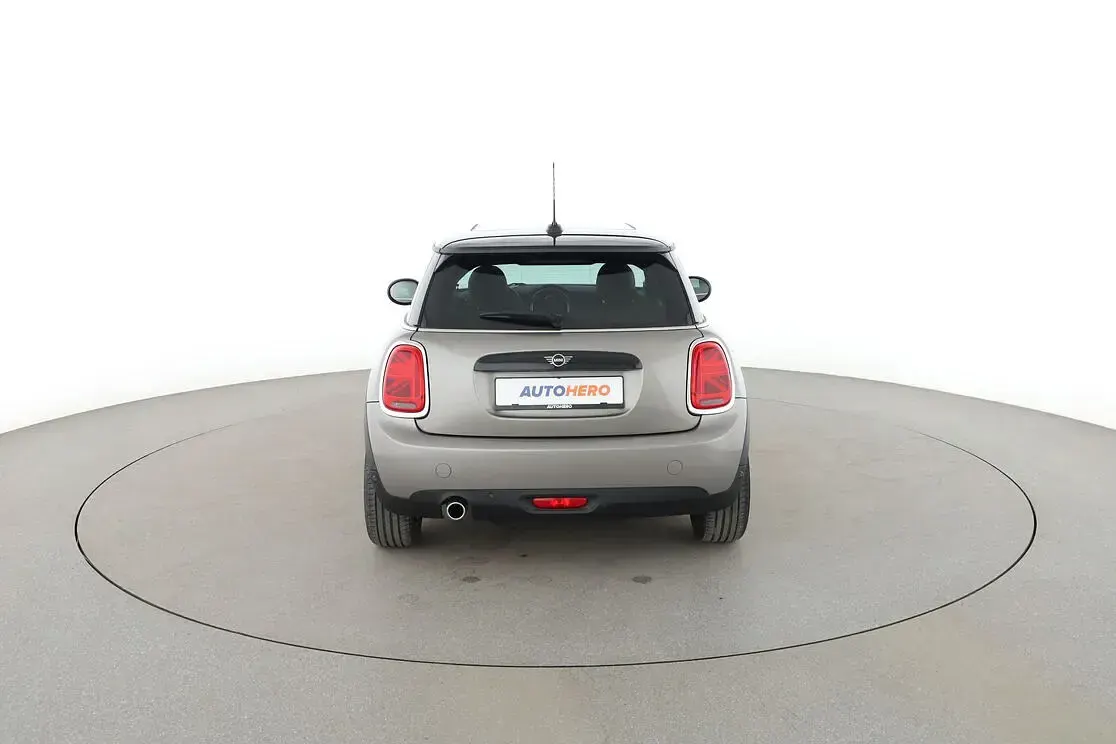 Gebraucht Mini Cooper 136 PS (100 kW) 2020 Grau Kleinwagen