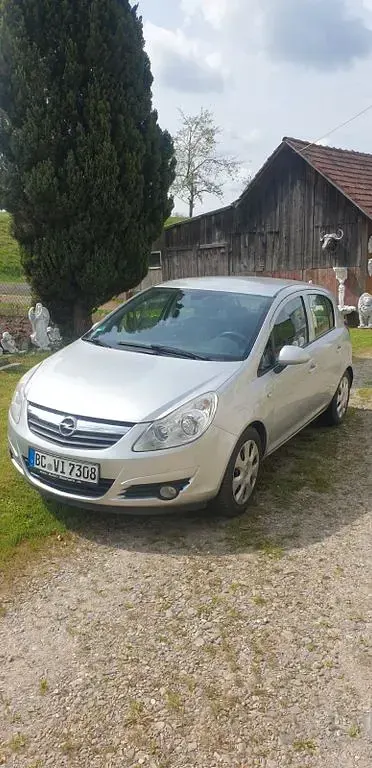 Gebraucht Opel Corsa Sport 80 PS (58 kW) 2010 Silber Kleinwagen