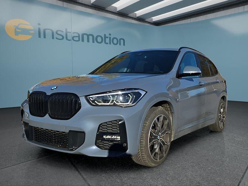 Grau Gebraucht 2022 BMW X1 SUV | 35.799 € - Bild 1/4