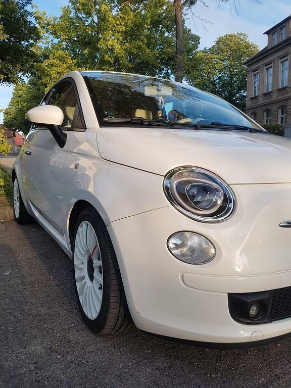 Weiß Gebraucht 2008 Fiat 500 Lounge Limousine | 4.900 € - Bild 1/4
