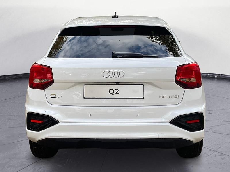 Neu Audi Q2 Advanced Plus 150 PS (110 kW) 2025 Weiß SUV