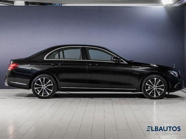 Gebraucht Mercedes E300 Exclusive 320 PS (235 kW) 2019 Obsidianschwarz Limousine