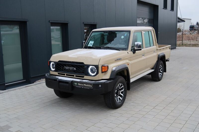 Beige Neu 2025 Toyota Land Cruiser SUV | 96.500 € - Bild 1/4