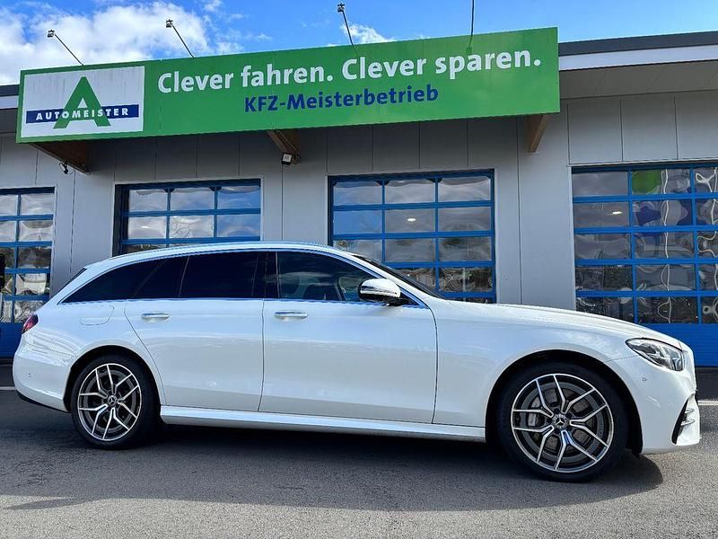 Gebraucht Mercedes E450 AMG 367 PS (269 kW) 2022 Weiß Limousine