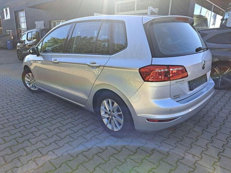 Gebraucht VW Golf Sportsvan Comfortline 150 PS (110 kW) 2016 Silber Van / Kleinbus