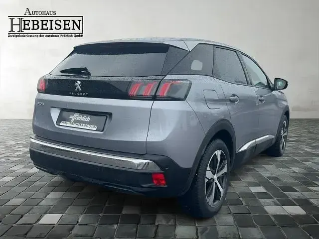 Gebraucht Peugeot 3008 Allure 131 PS (96 kW) 2023 Silber SUV