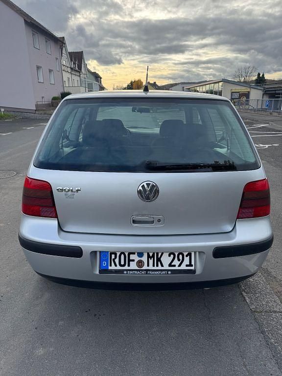 Gebraucht VW Golf IV Basis 75 PS (55 kW) 2003 Silber Limousine