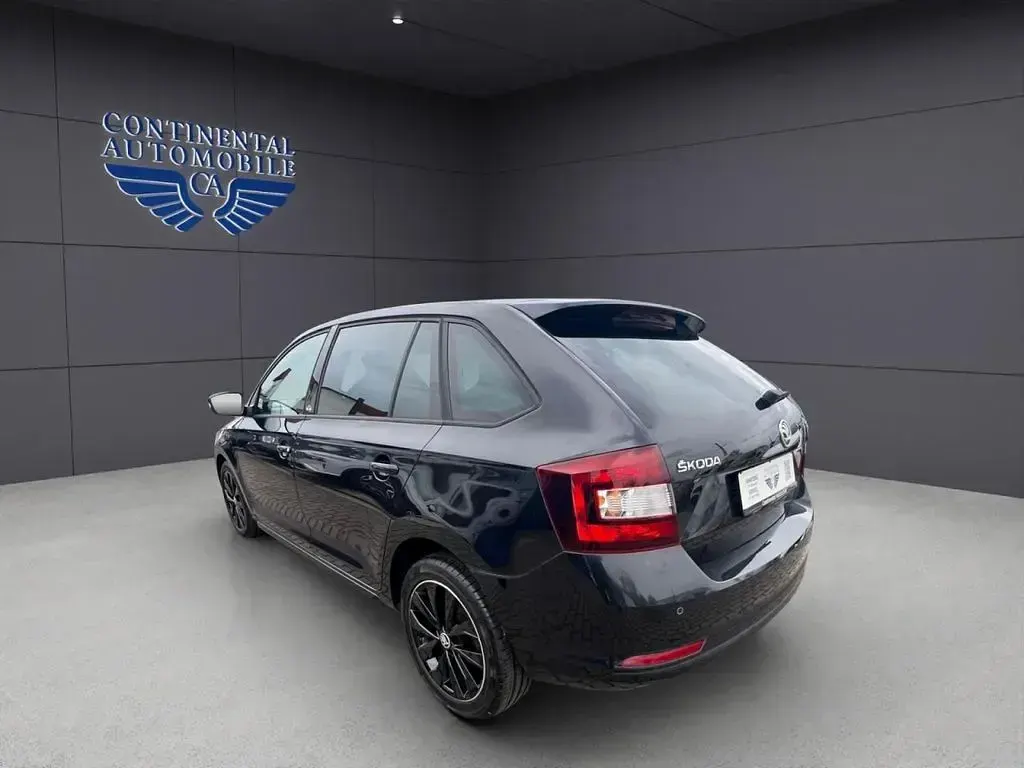 Gebraucht Skoda Rapid 125 PS (91 kW) 2018 Schwarz Kleinwagen