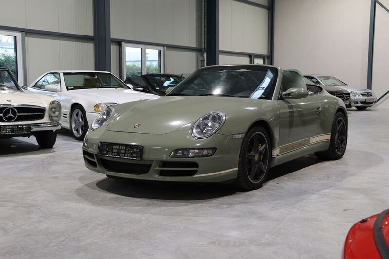 Grün Gebraucht 2006 Porsche 911 Carrera S Cabriolet Cabrio | 49.900 € (Fairer Preis) - Bild 1/4