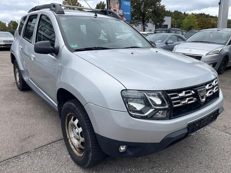 Gebraucht Dacia Duster Lauréate 125 PS (91 kW) 2014 Silber SUV