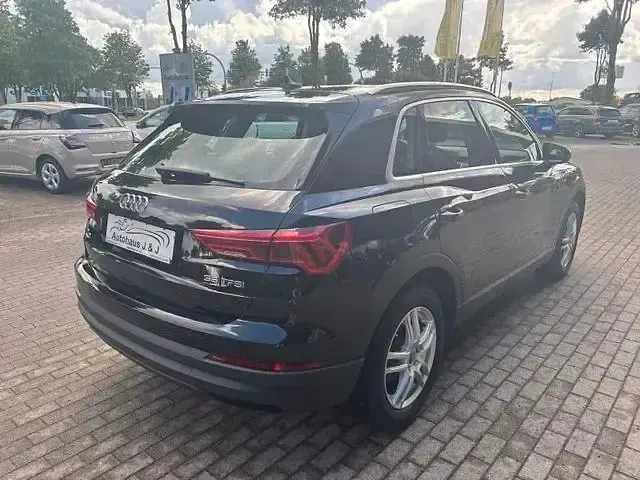 Gebraucht Audi Q3 Sport 150 PS (110 kW) 2020 Schwarz SUV