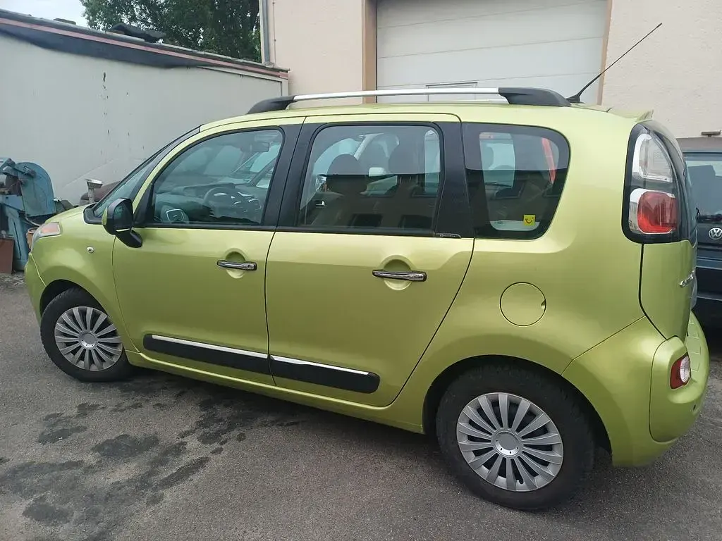 Gebraucht Citroën C3 Picasso SELECTION 95 PS (69 kW) 2010 Gelb Van / Kleinbus