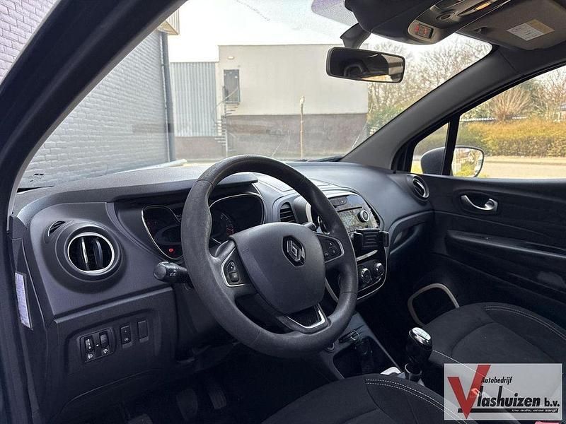 Gebraucht Renault Captur Life 90 PS (66 kW) 2018 Blau SUV