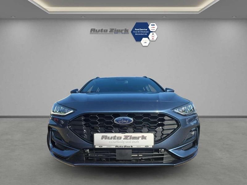 Neu Ford Focus ST-Line X 155 PS (114 kW) 2026 Blau Kombi